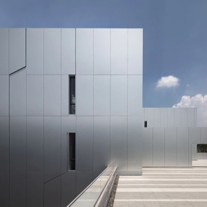 陽極氧化鋁單板