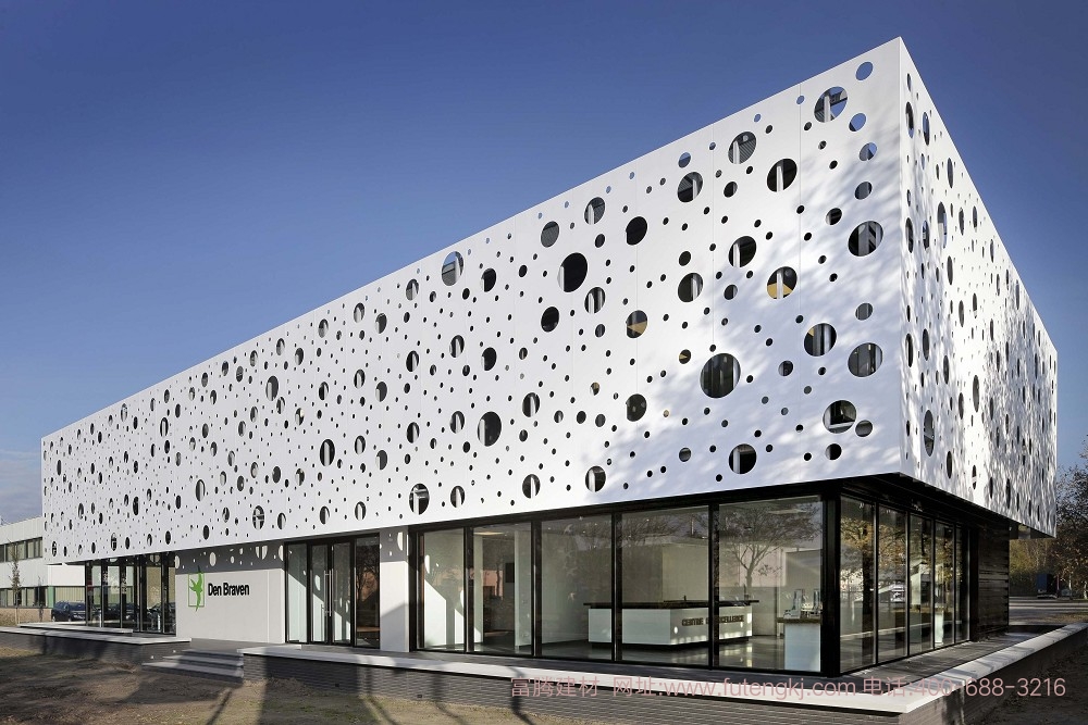 6c6991a4-eaf0-4e27-90fe-85a3d602baab